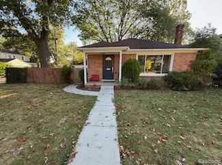 2856 Central St, Berkley, MI 48072