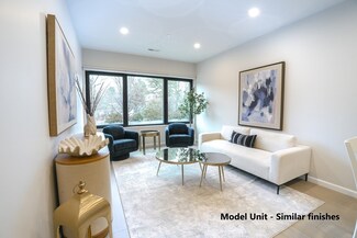 680 Worcester St Unit 104, Wellesley, MA 02482