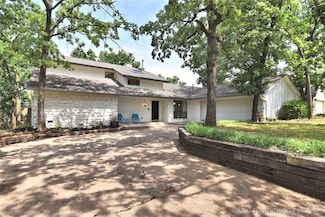8504 S Winston Ave, Tulsa, OK 74137