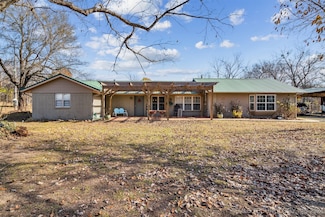 133 SW 650 Rd, Chouteau, OK 74337