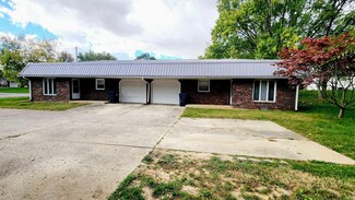 202 E 11th St, Anderson, IN 46016