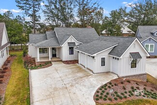 876 Geranium Dr, Fairhope, AL 36532