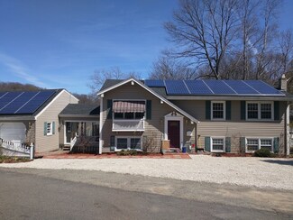 60 Jasper St, Saugus, MA 01906