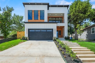 1311 Compton St, Dallas, TX 75203