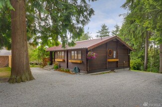 9397 NE Loughrey Ave, Indianola, WA 98342