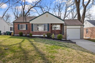 1125 Pinetree Ln, Saint Louis, MO 63119