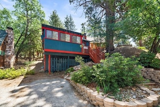 847 Silver Tip Dr, Big Bear Lake, CA 92315