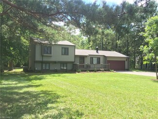 409 Columbia Rd, Valley City, OH 44280