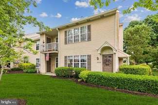 608 Sedgefield Dr, Mount Laurel, NJ 08054