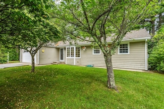 40 Lake Shore Dr S, Westford, MA 01886