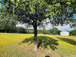 38 Taylor Dr, Cottonwood Shores, TX 78657