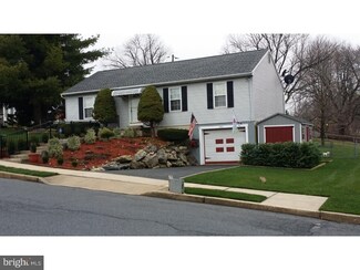 2910 Mckinley Ave, Reading, PA 19609
