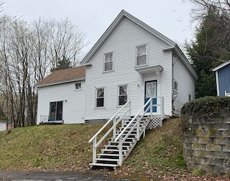 26 High St, Augusta, ME 04330