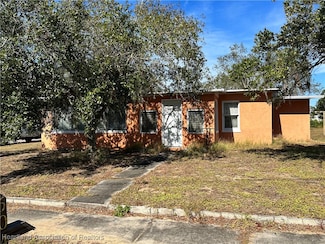 604 Woodlawn Dr, Sebring, FL 33870