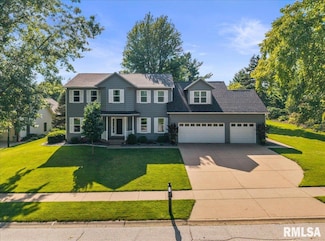6470 James Rd, Bettendorf, IA 52722