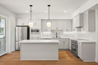 224 Carroll St Unit 7, Sunnyvale, CA 94086