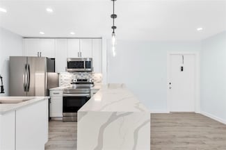 825 NW 13th St Unit 101, Boca Raton, FL 33486