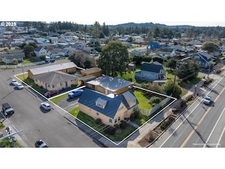 303 S Empire Blvd, Coos Bay, OR 97420