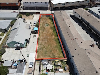 802 N Market St, Inglewood, CA 90302