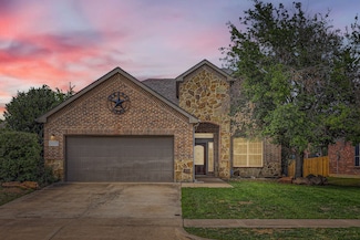1017 Oarlock Dr, Crowley, TX 76036