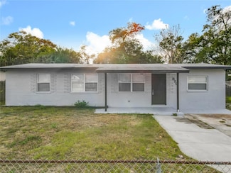 820 Berkshire Rd, Daytona Beach, FL 32117