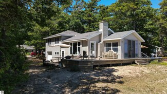 12978 N Forest Beach Shores Rd, Northport, MI 49670