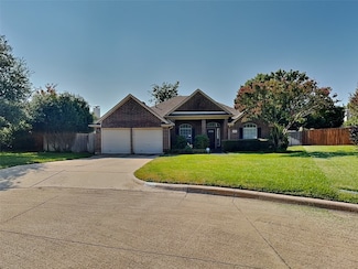 6963 Briarwood Dr, Fort Worth, TX 76132