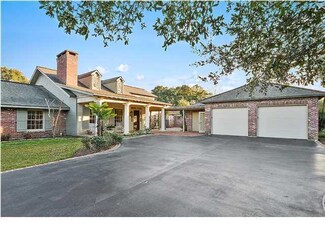 1007 Bonnie Dr, Lafayette, LA 70503