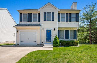 57 Lucy Cir, Wallingford, CT 06492