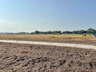 100 Helen Ave, Norfolk, NE 68701