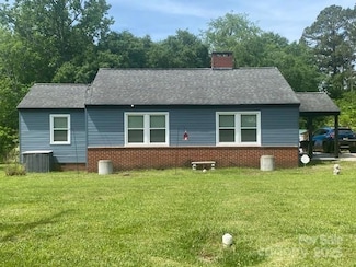 1658 Hillcrest Ave, Lancaster, SC 29720