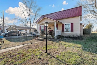 173 E Watie St, Pea Ridge, AR 72751