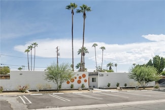 520 S Desert View Dr, Palm Springs, CA 92264