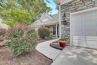 109 Bristle Cone Ct, Hampstead, NC 28443