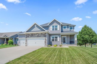 395 NE Fox Run Trail, Waukee, IA 50263