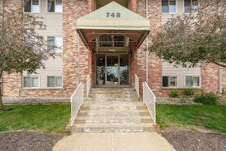 748 W Kilgore Rd Unit 203, Kalamazoo, MI 49008