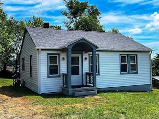 360 S 11th St, Wytheville, VA 24382