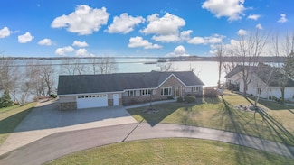 N9507 Northern Shores, Fox Lake, WI 53933