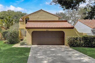 2940 Azalea Dr, Hollywood, FL 33026