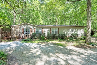 2635 Pete Sain Rd, Manchester, TN 37355