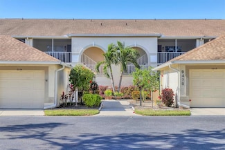9470 High Gate Dr Unit 2214, Sarasota, FL 34238