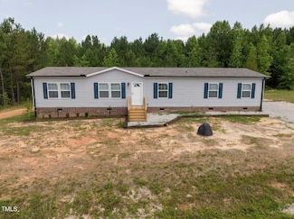 450 Madison's Grove Ln, Henderson, NC 27537
