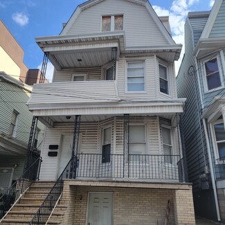 166 Grant Ave, Jersey City, NJ 07305