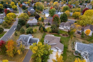 1080 Bonnieview Cir, Woodbury, MN 55129