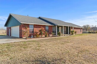 4108 S Bryant Ave, Moore, OK 73160