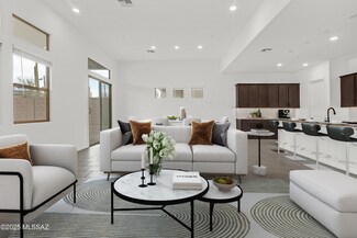 14699 N Blue Juniper Ln, Marana, AZ 85658