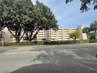 2901 S Palm Aire Dr Unit 503, Pompano Beach, FL 33069