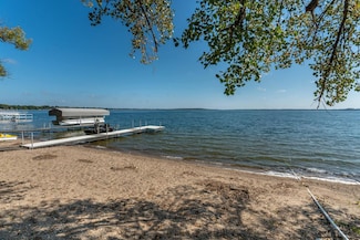 707 Lake Shore Dr, Battle Lake, MN 56515