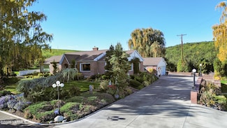 1350 Upland Way, Tieton, WA 98947