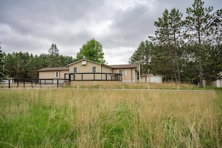 W5965 8th St E, Necedah, WI 54646